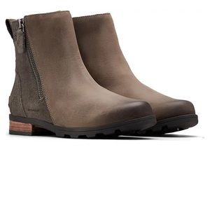Sorel Emilie Zip Booties